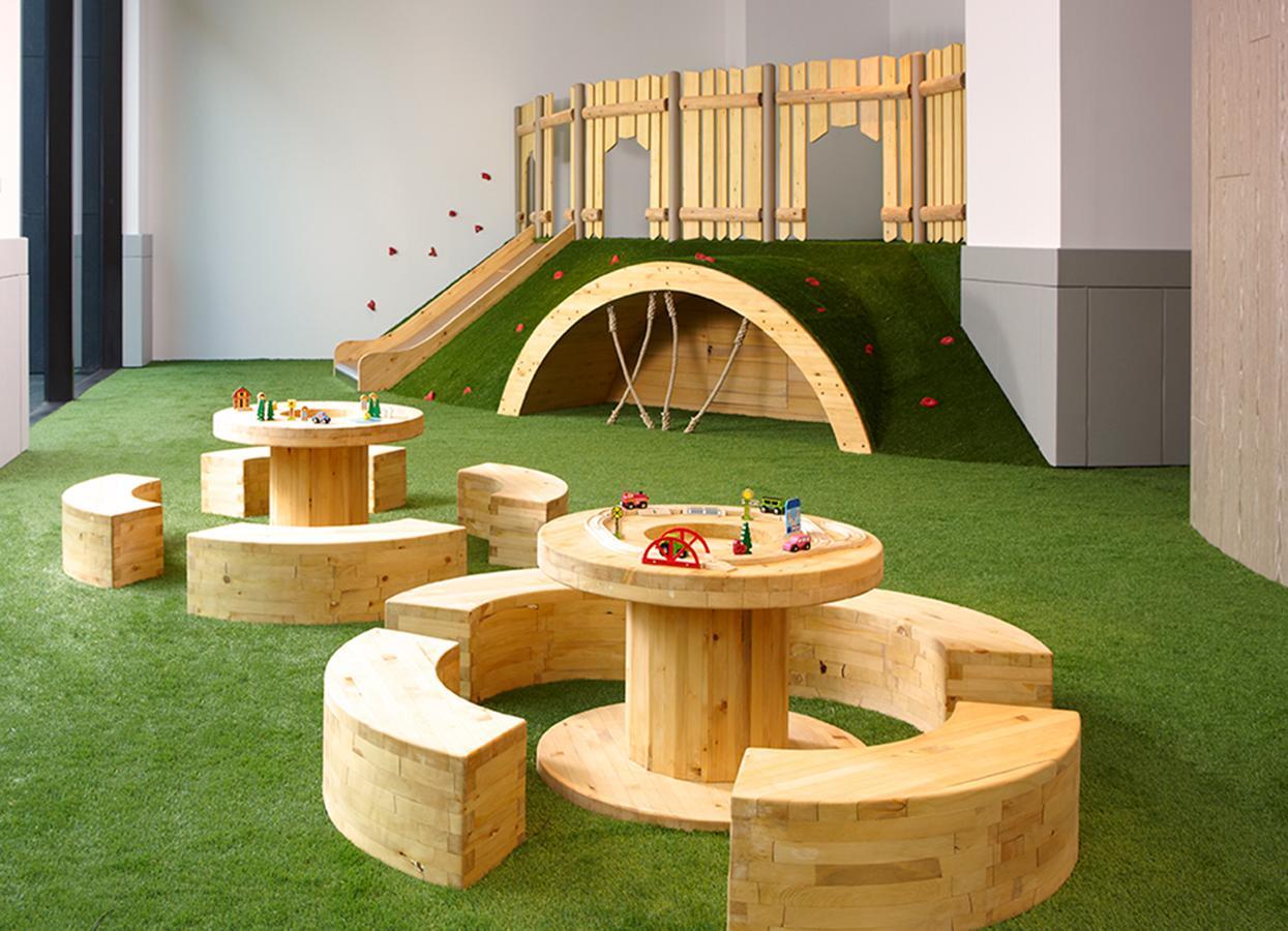 โรงแรมมู่ เจียว สี เจียวซี ภายนอก รูปภาพ The children's area